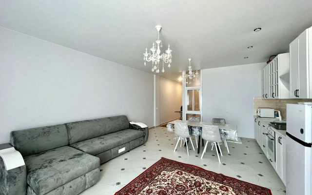 Na Naberezhnoy Pushkina, 17litb Apartment