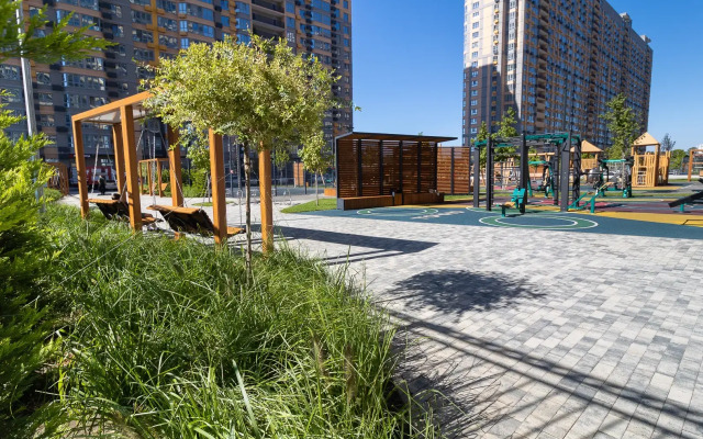 2 Nochi Na Ulitse Imeni Machugi 166b/1 Flat