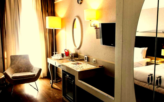 Faros Hotel Old City