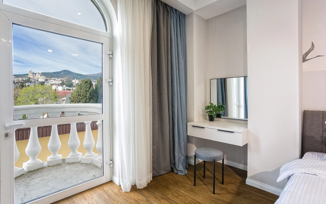 Dom Kompozitora Yalta Yekaterinskaya 3 Naberezhnaya Yalty Apartments
