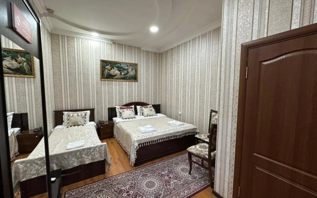 Sarbon Hotel