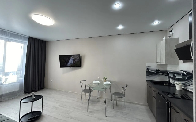 Dvushka S Krasivym Vidom Vozle Trts Planeta Flat