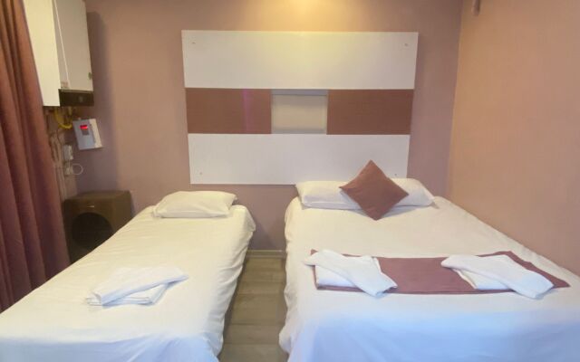Rezo Boutique Hotel
