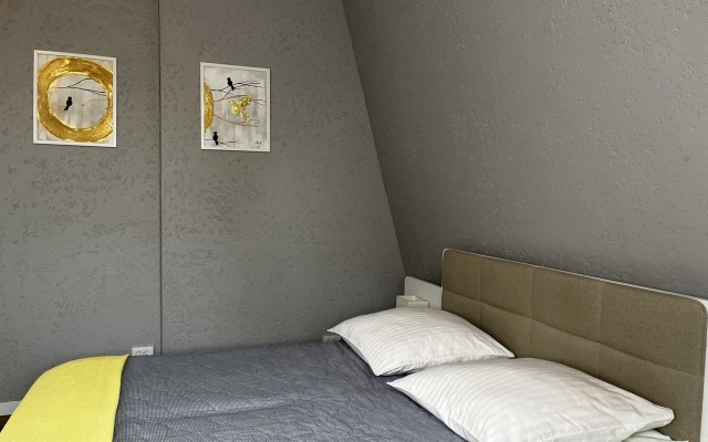 Апартаменты у Замкового пруда 2