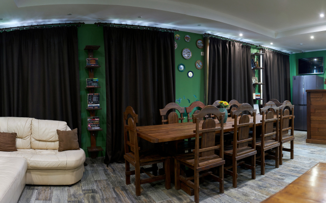 Atamanskiy Dvor Hotel