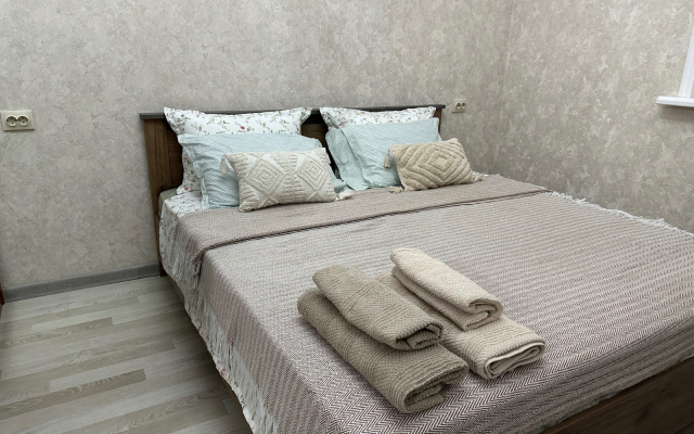 05 Aparts Na Pervoy Beregovoy Linii Flat
