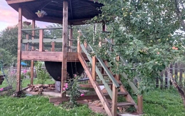 Domik Khudozhnikov Guest House