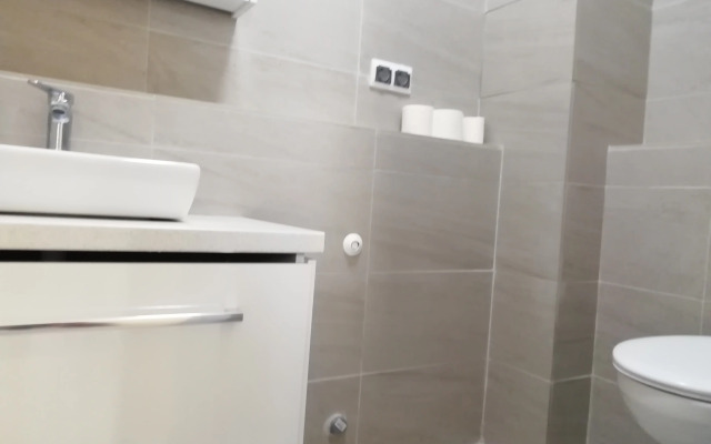 Yevrotryoshka m.Botanicheskiy sad Flat