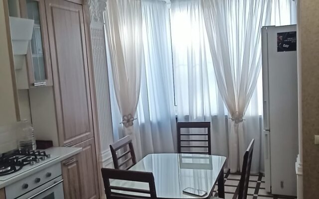 Квартира Шикарная Двухкомнатная квартира в Кисловодске