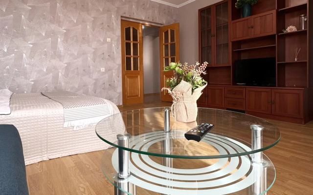 Dvukhkomnatnaya kvartira v tsentre goroda Flat