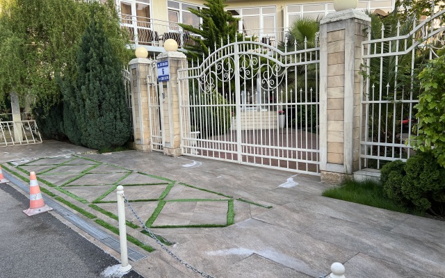 Ibra Guest House