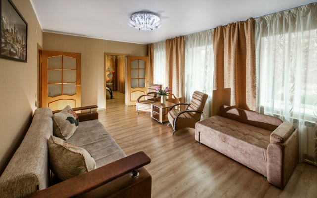Chastny Dom Otdelny Dom U Morya Privte House