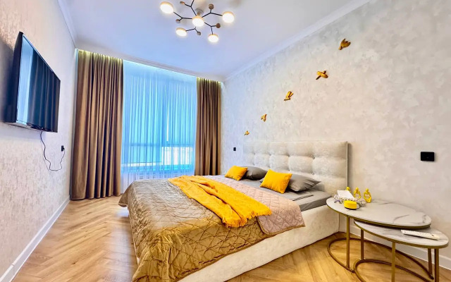 V Shikarnom Rayone Goroda Flat