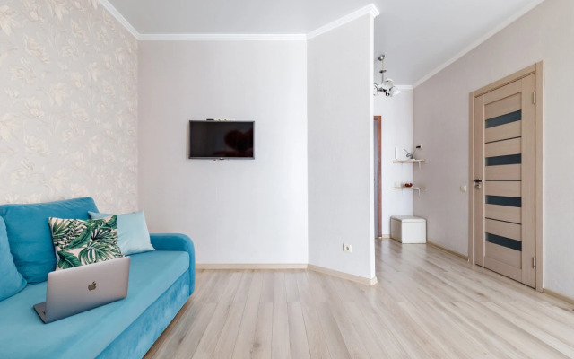 Апартаменты Улучшенные с Красивым Видом Юг-Апарт