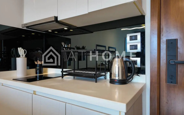 The Peak Towers Pattaya Apartments