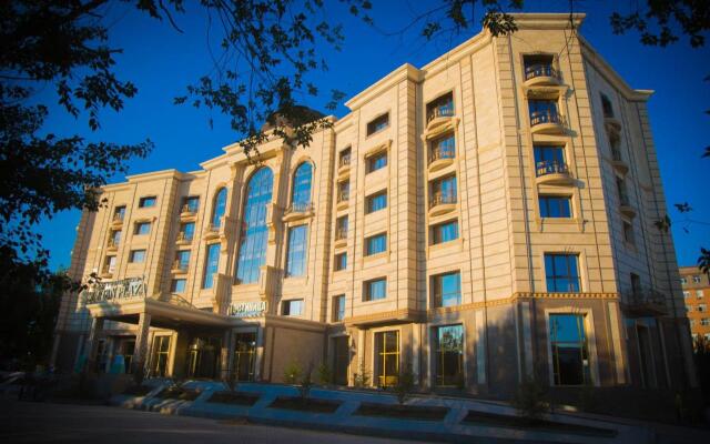 Sultan Plaza Hotel
