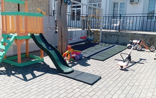 Azov Hotel