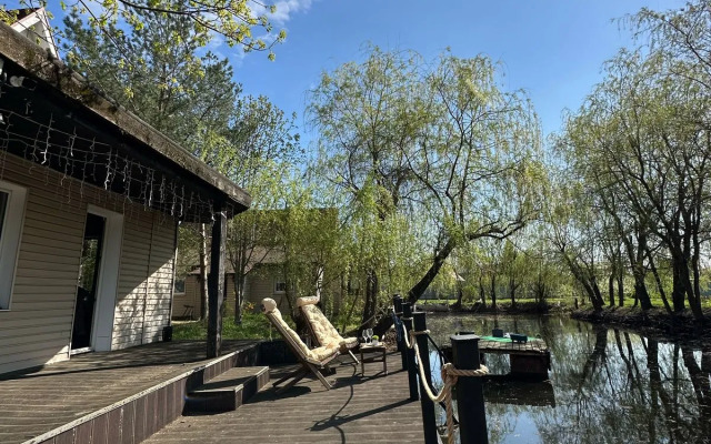 S Baney Barbekyu Zonoy I Bolshoy Besedkoy Private house