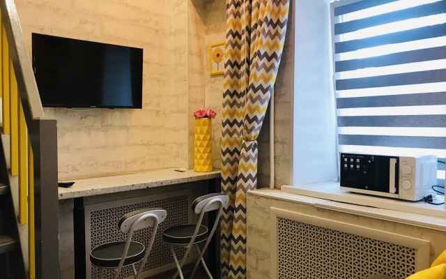 Апартаменты Уютная 2х Уровневая Студия на Телецентре