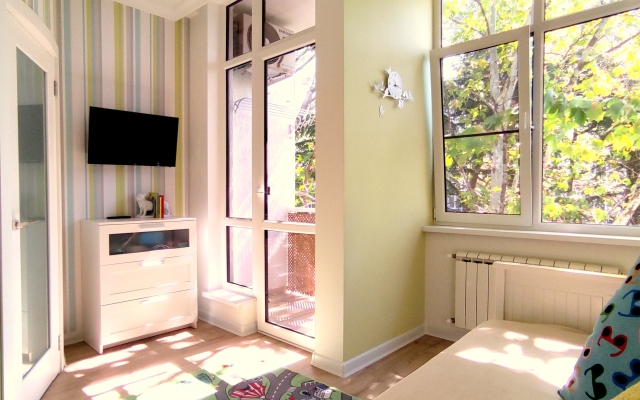 U Morya na Prosvescheniya Apartments