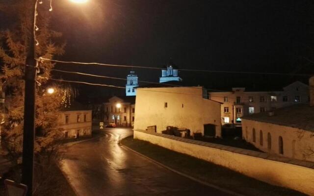 U Kremlya 2  Apartments