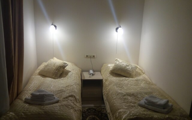Noj Mini-Hotel
