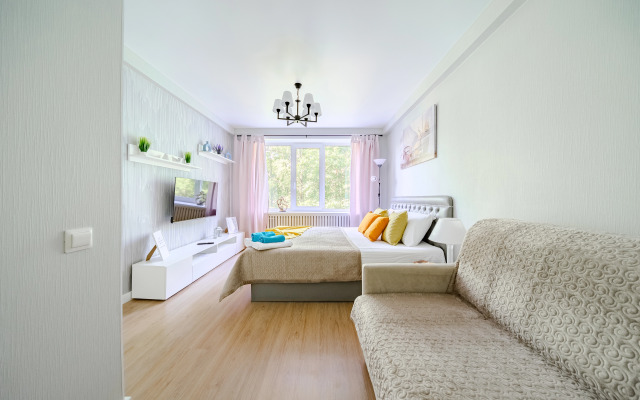 Uyutnay odnokomnatnay  u metro Akademicheskaya Flat