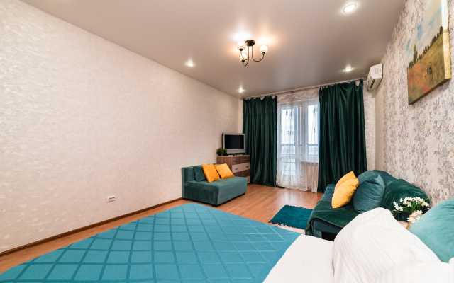 Квартира с Панорамным Видом с 19 Этажа у Аквапарка