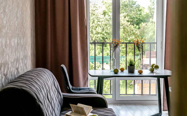 Апартаменты Мята Ирины Савельевой - У входа в парк к долине роз