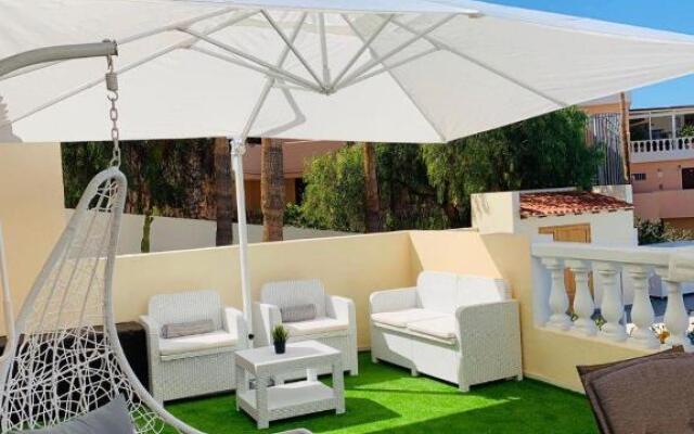 Parque Cristina Ocean View Apartments