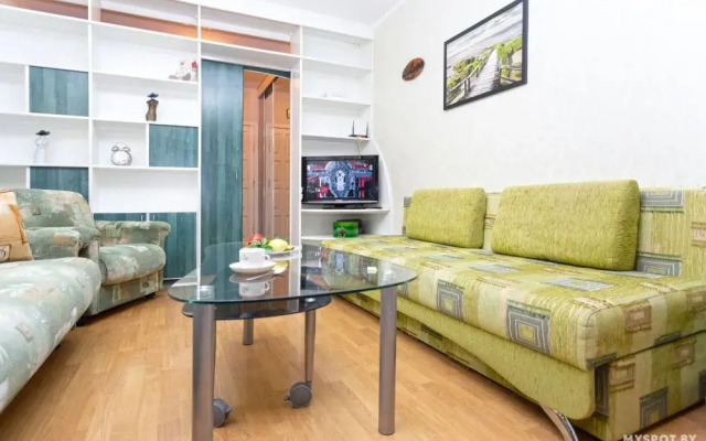 Апартаменты Обойная 4/1