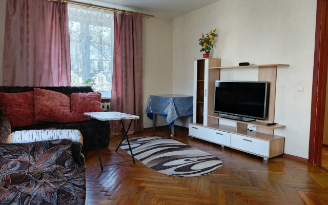 1 Kkv V Pesochnom Flat