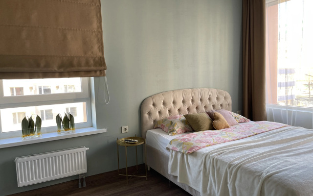 Roskoshnaya Flat