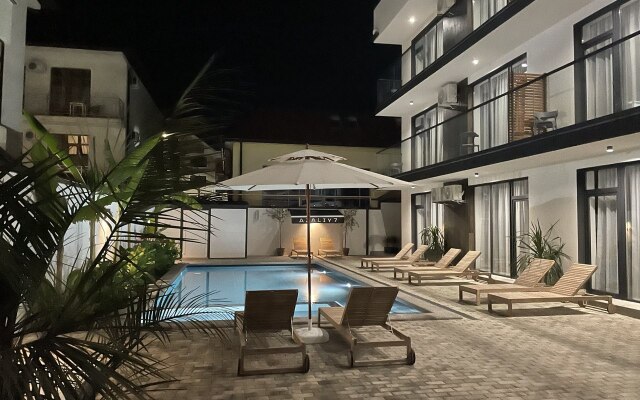 Azaliy 7 Hotel