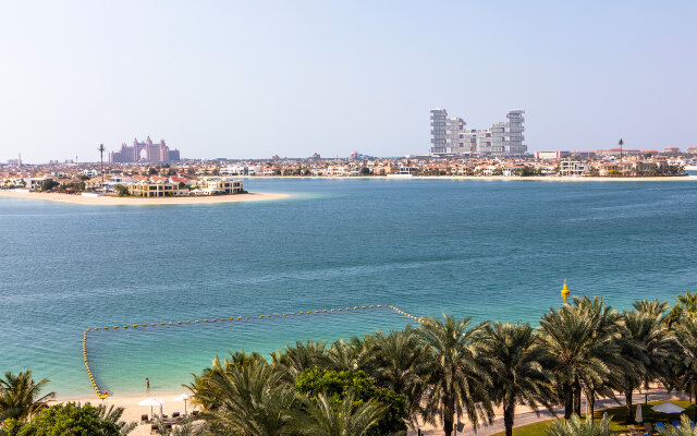 Family Luxury Private Residence on Palm Jumeirah Apartments