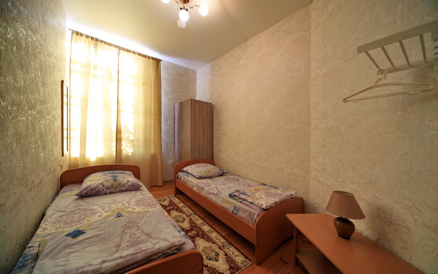 Guesthouse on Kyzyl-armeyskaya