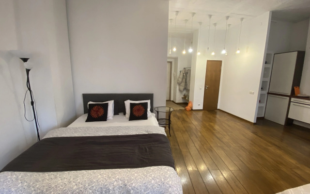 Studiya S Otdelnoy Spalney V Rayone Vokzal Apartmentsa