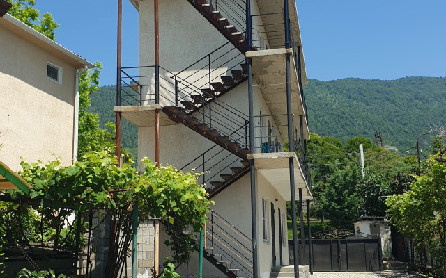 Alye Parusa Private House