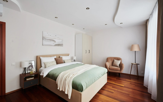 Квартира GM Apartments в Элитном доме на Арбате