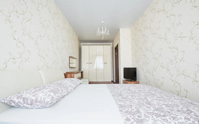 Апартаменты на Соборном 90 с видом на центр с 18 этажа