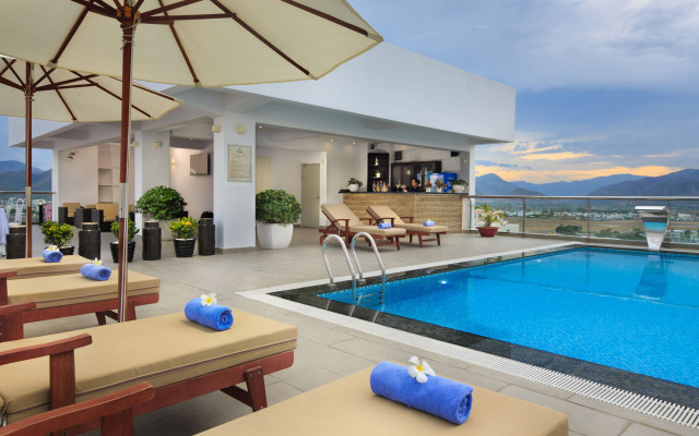 LegendSea Hotel