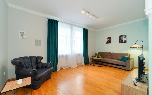 Na Krasnoarmeyskoy 24А Flat 3-room