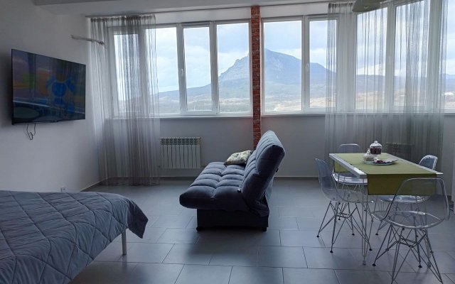Апартаменты Sutki Rent с красивым видом на горы