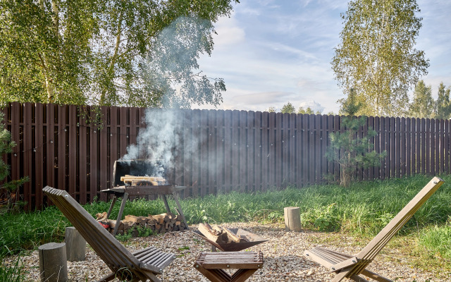 Гостевой дом LuckyHomeRent Прилесная 1