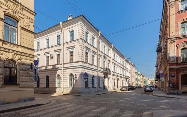 a.m. Rooms Mauritania (Angliyskaya Naberezhnaya) Apartment