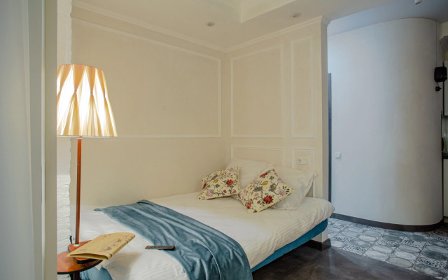 ElenaSweetHome Retro Apartment on Chistye Prudy