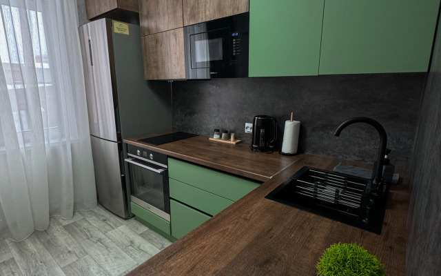 Квартира 3-комнатная на Бульваре Металлургов 4