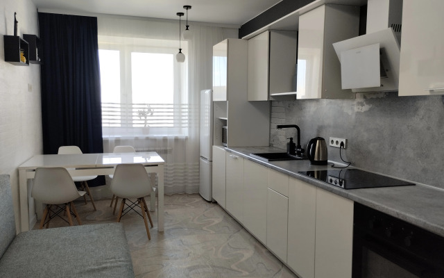 Na Malinovskogo 5B Flat