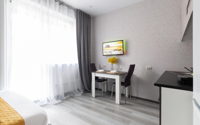 Studiya Ryadom s Lokomotiv Arenoj Flat