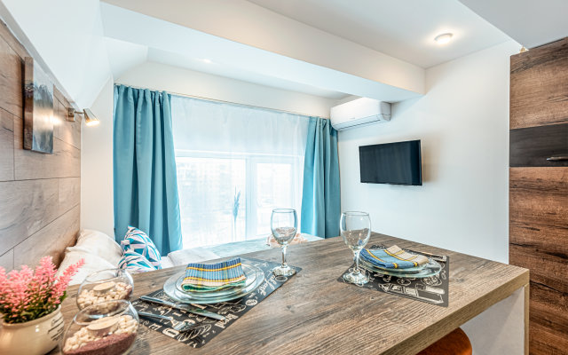 Kvartira-Studiya Apartments